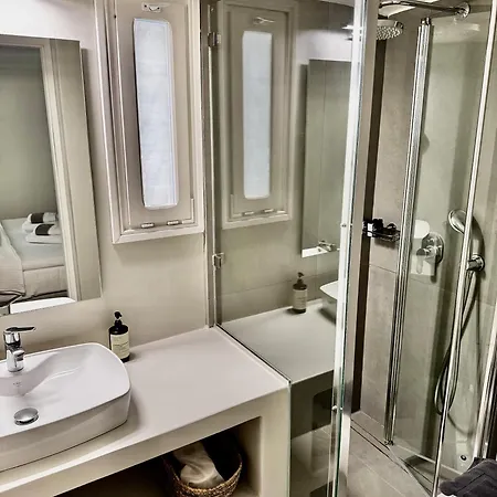 Dafni's Philoxenia Hotel apartamentowy Nausa