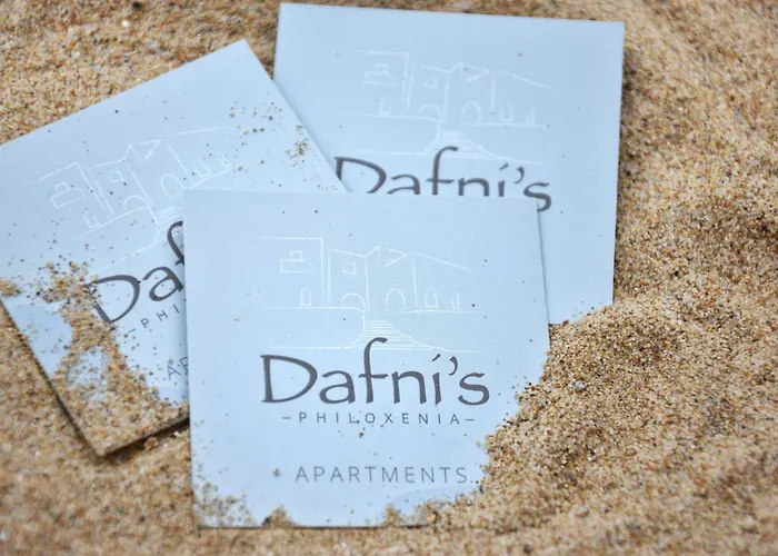 Dafni's Philoxenia מלון דירות נאוסה