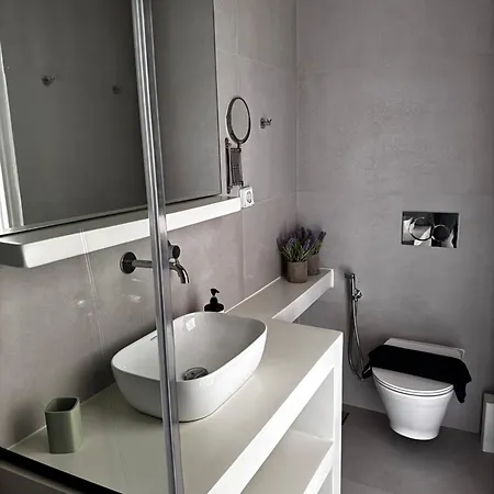 Dafni's Philoxenia Aparthotel