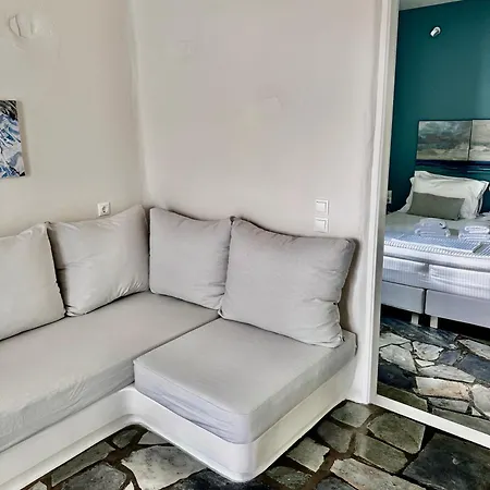 Dafni's Philoxenia Aparthotel