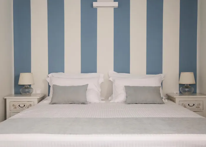 Dafni's Philoxenia Apartahotel