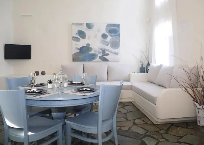 Dafni's Philoxenia Apartahotel 4*